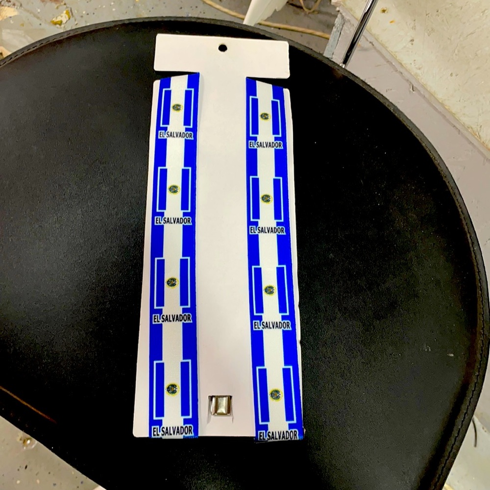El Salvador Suspenders